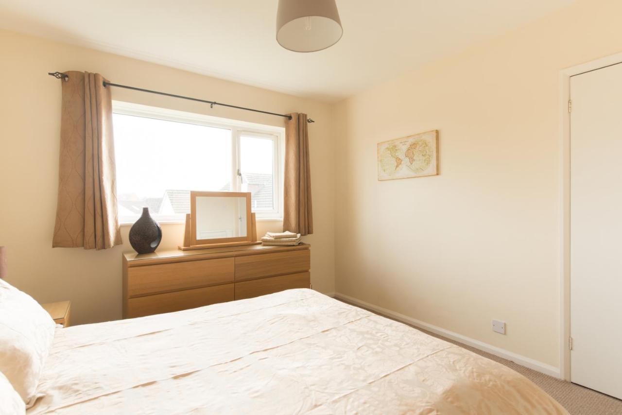 Chesterton Court Apartment Γκλόστερ Εξωτερικό φωτογραφία